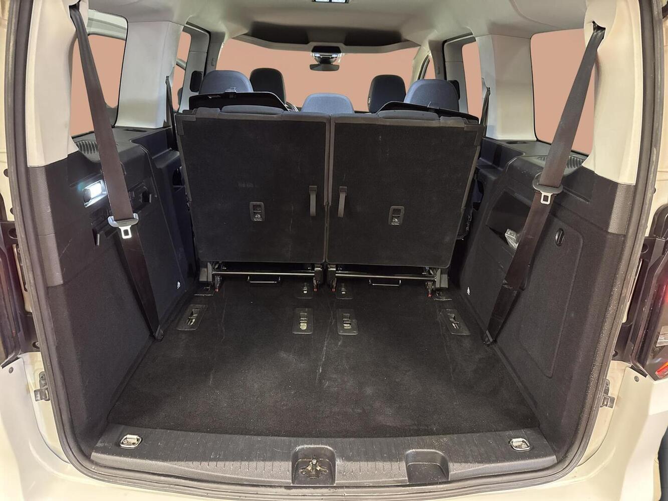 Volkswagen Caddy Maxi vaihtoauto