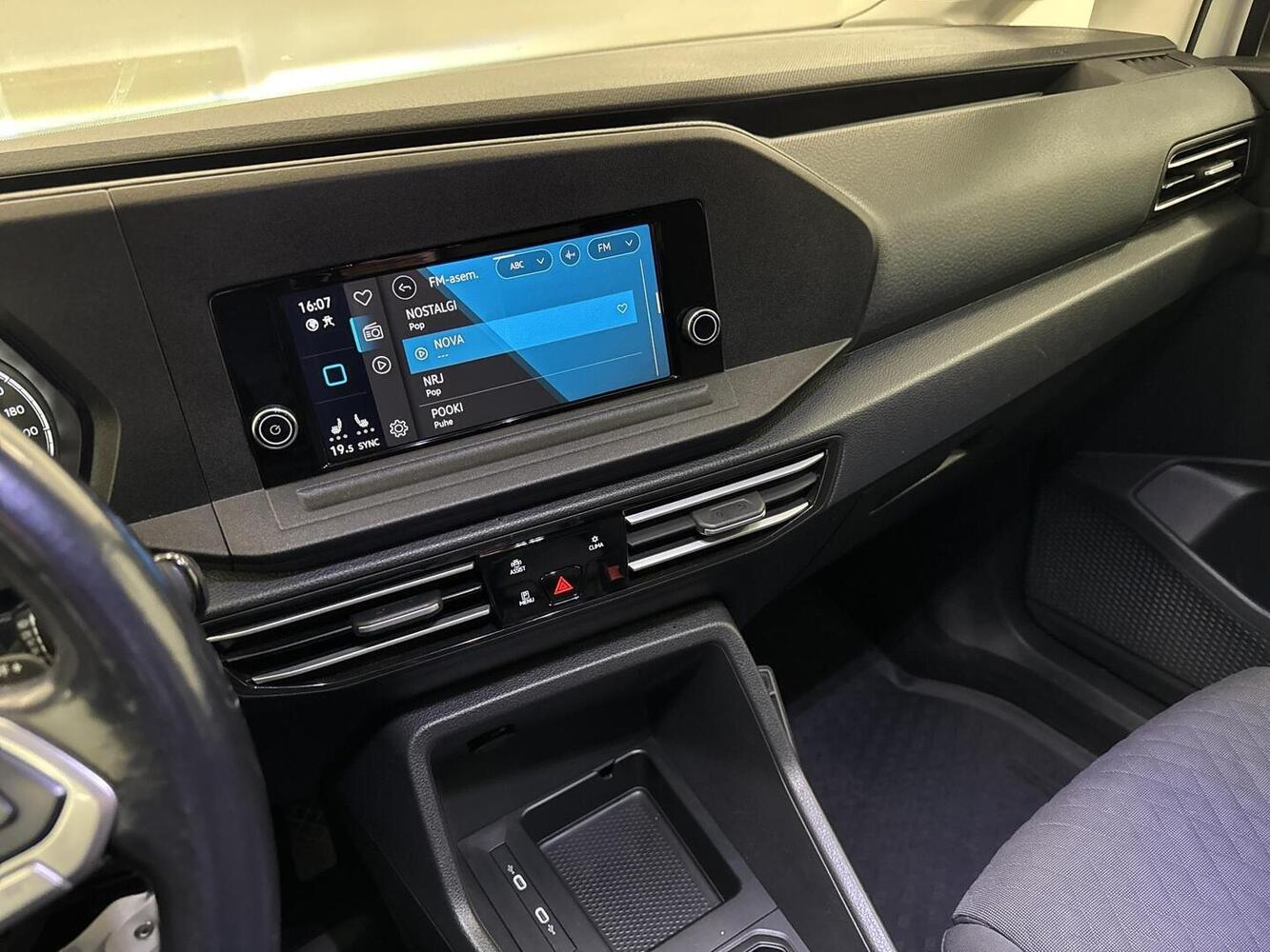 Volkswagen Caddy Maxi vaihtoauto