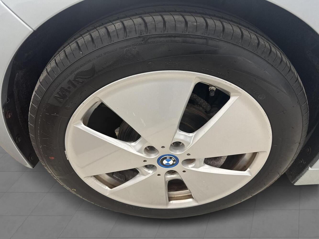 BMW i3 vaihtoauto