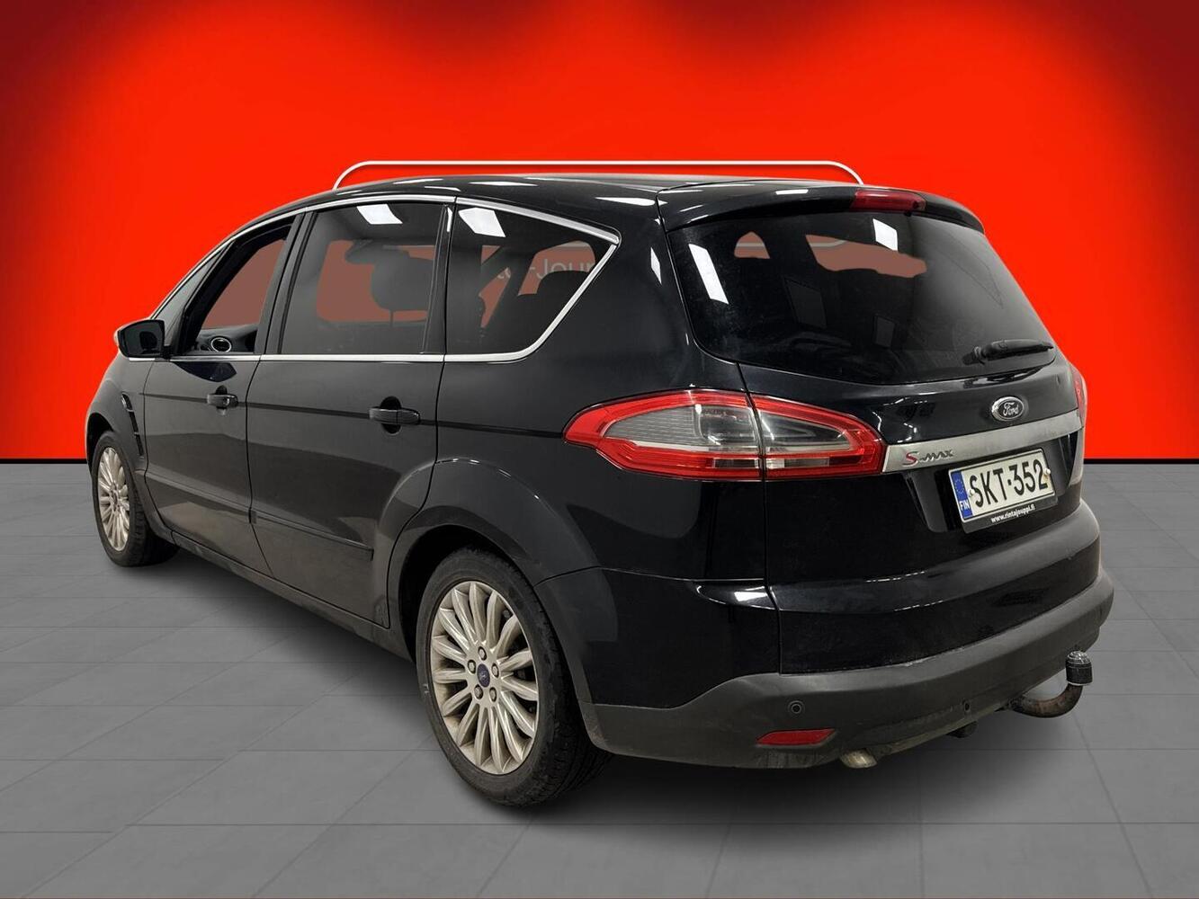 Ford S-MAX vaihtoauto