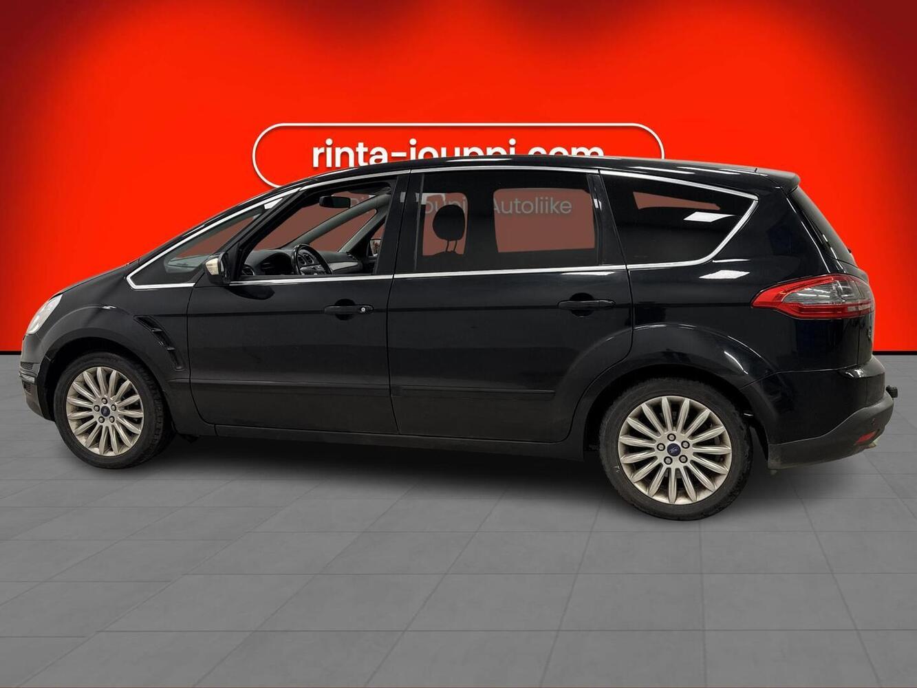 Ford S-MAX vaihtoauto