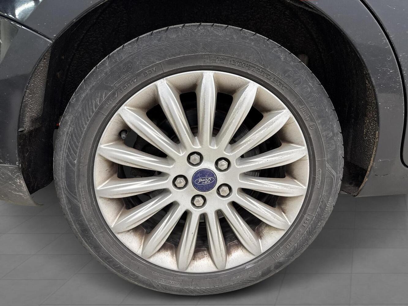Ford S-MAX vaihtoauto
