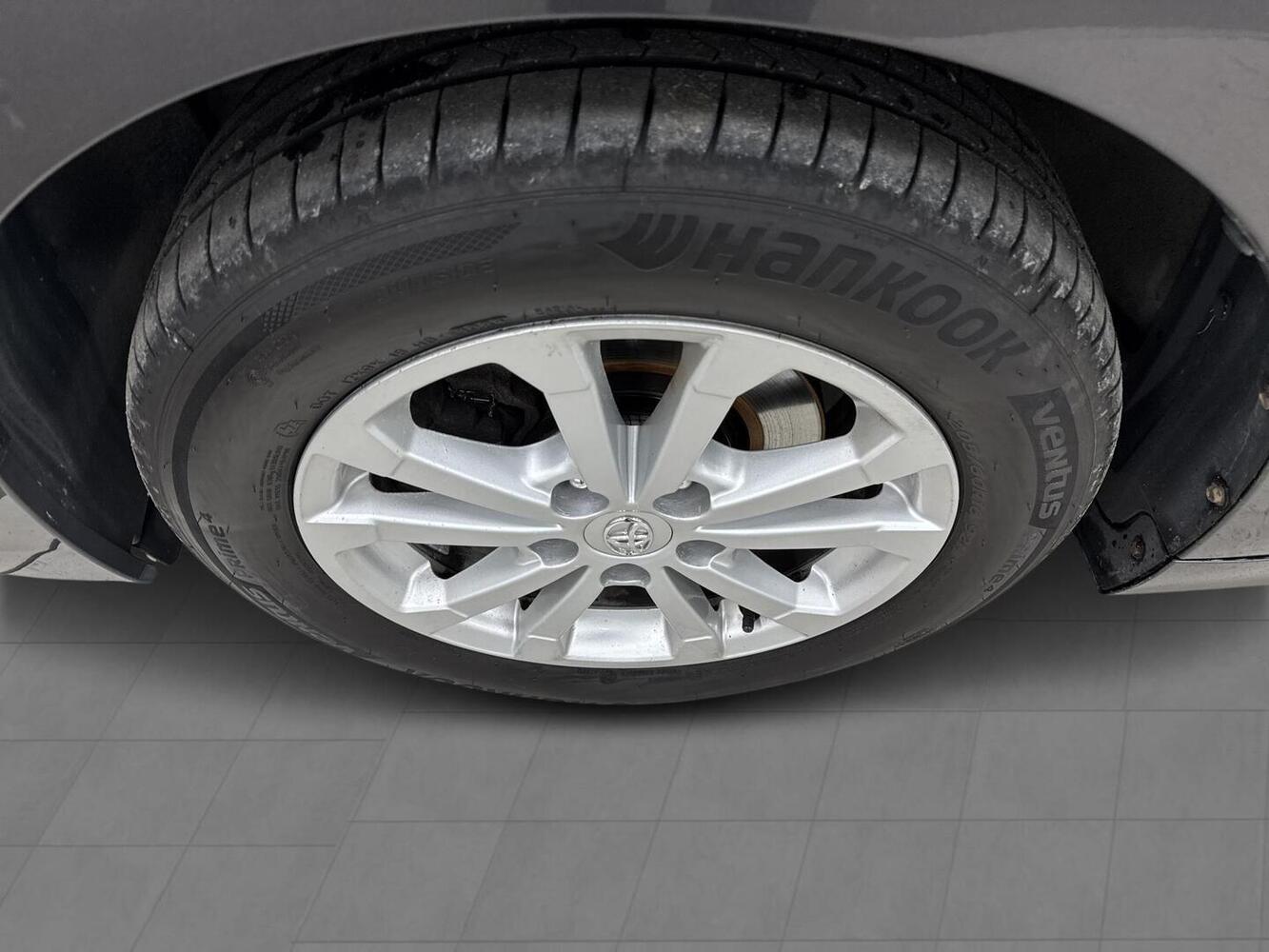 Toyota Verso vaihtoauto