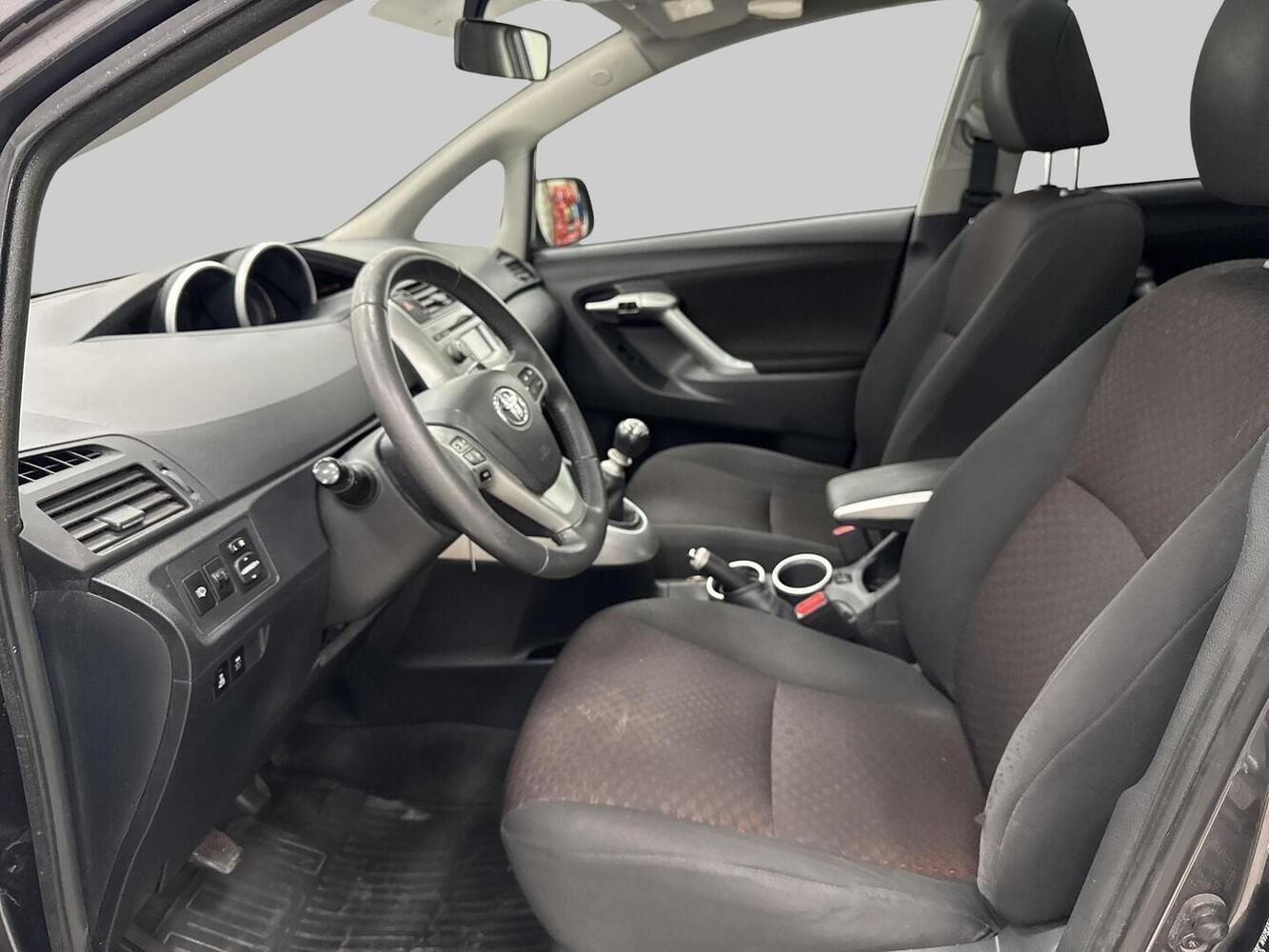 Toyota Verso vaihtoauto