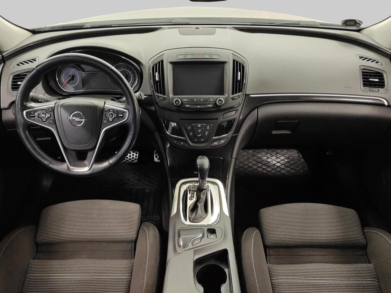 Opel Insignia vaihtoauto
