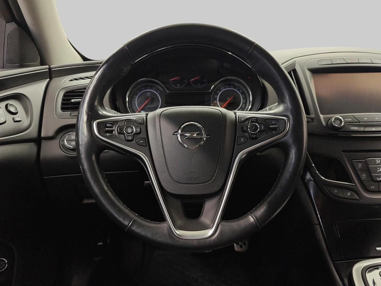 Opel Insignia vaihtoauto