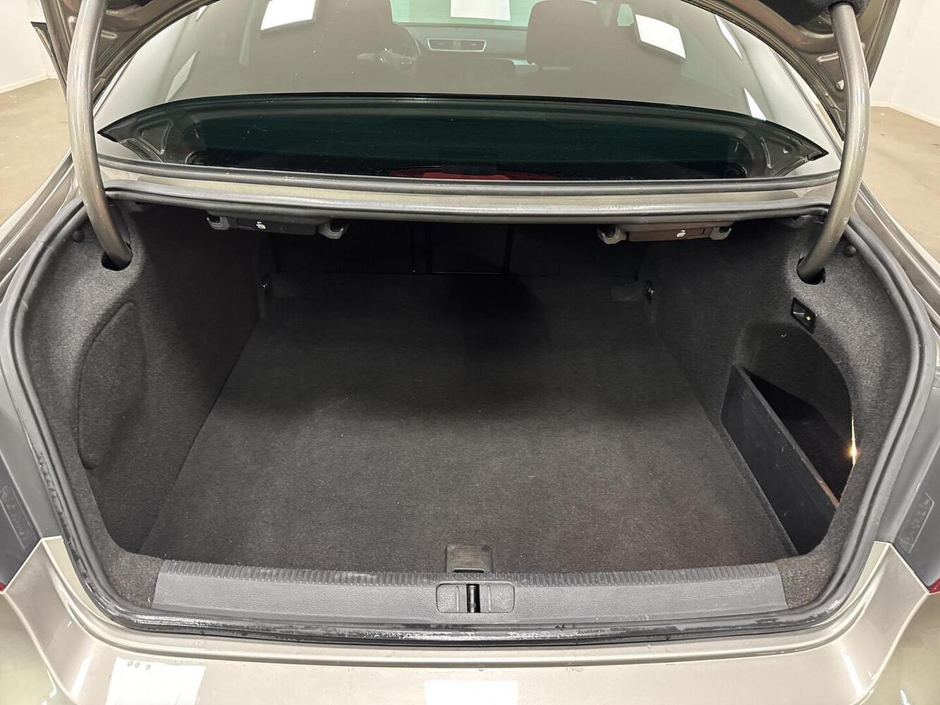 Volkswagen CC vaihtoauto