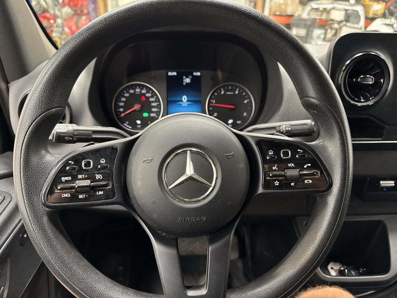Mercedes-Benz Sprinter vaihtoauto