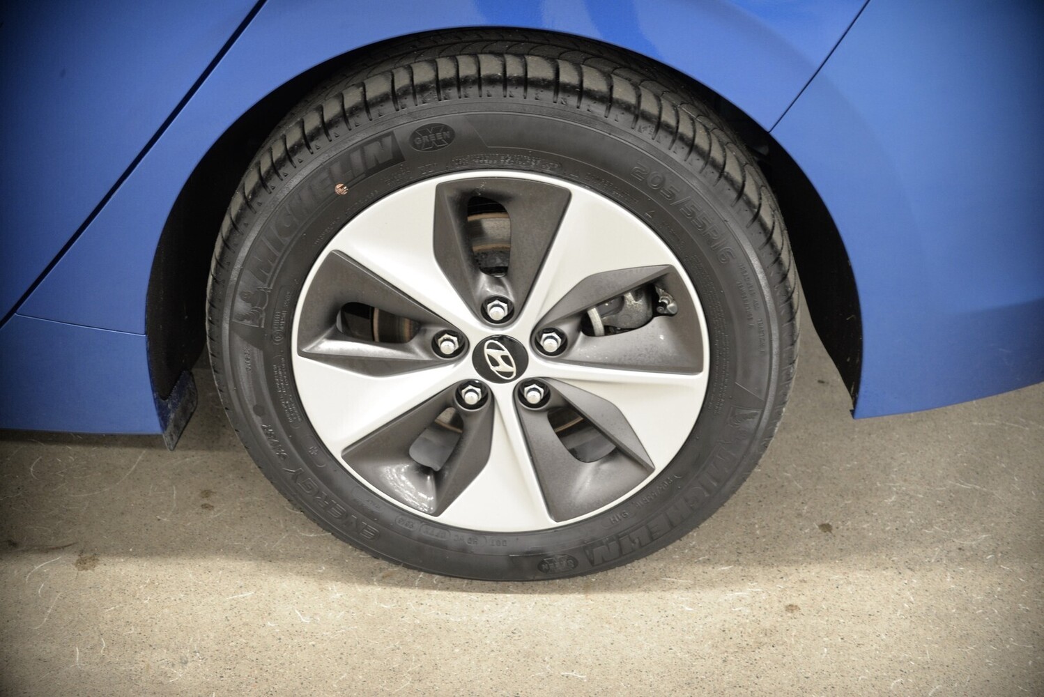 Hyundai IONIQ electric vaihtoauto