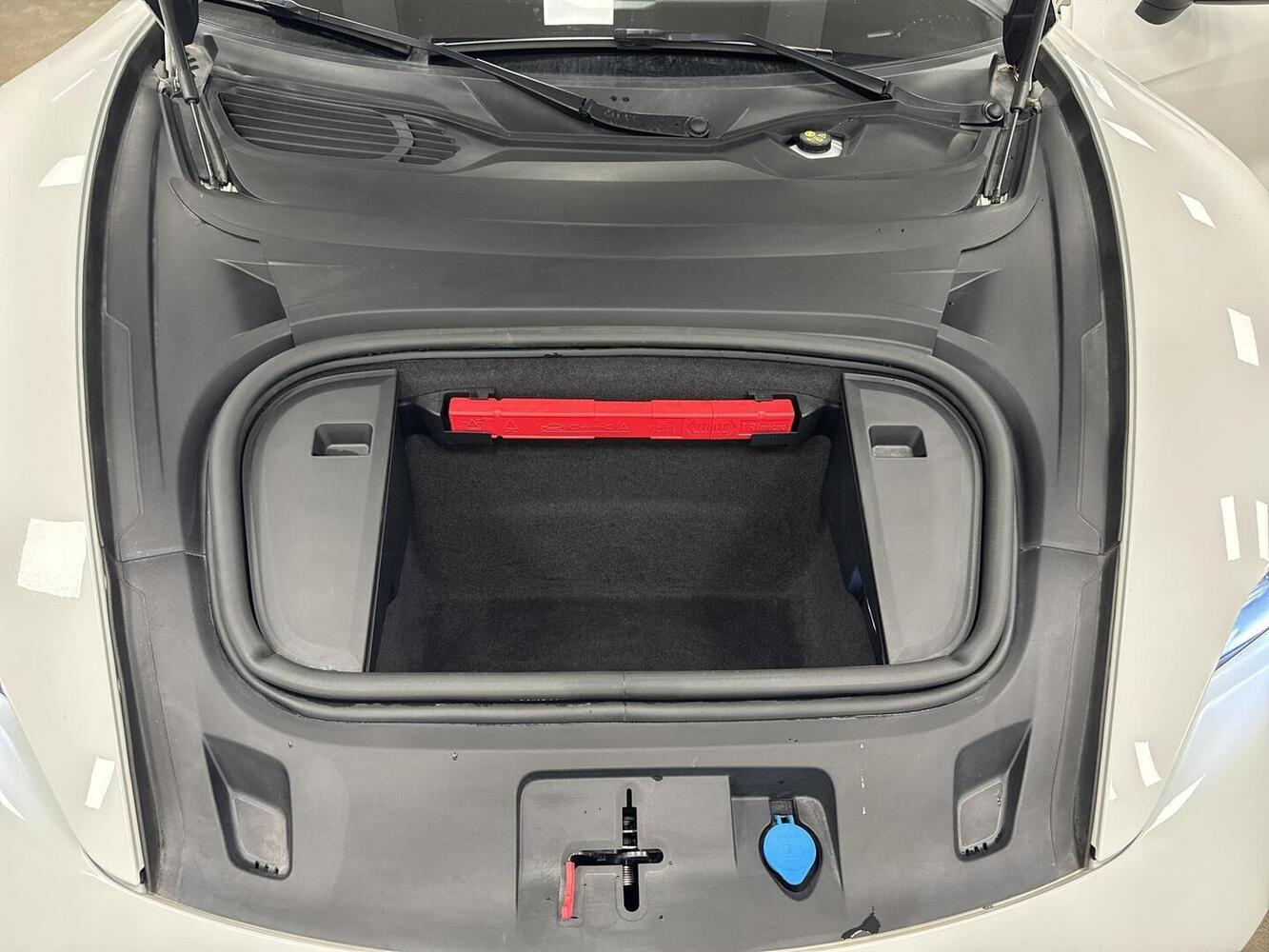 Porsche Taycan vaihtoauto