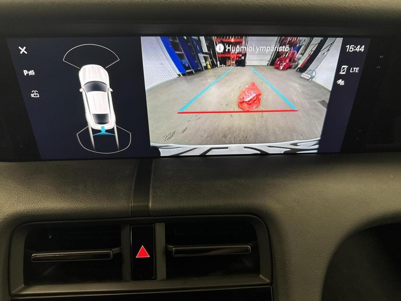 Porsche Taycan vaihtoauto