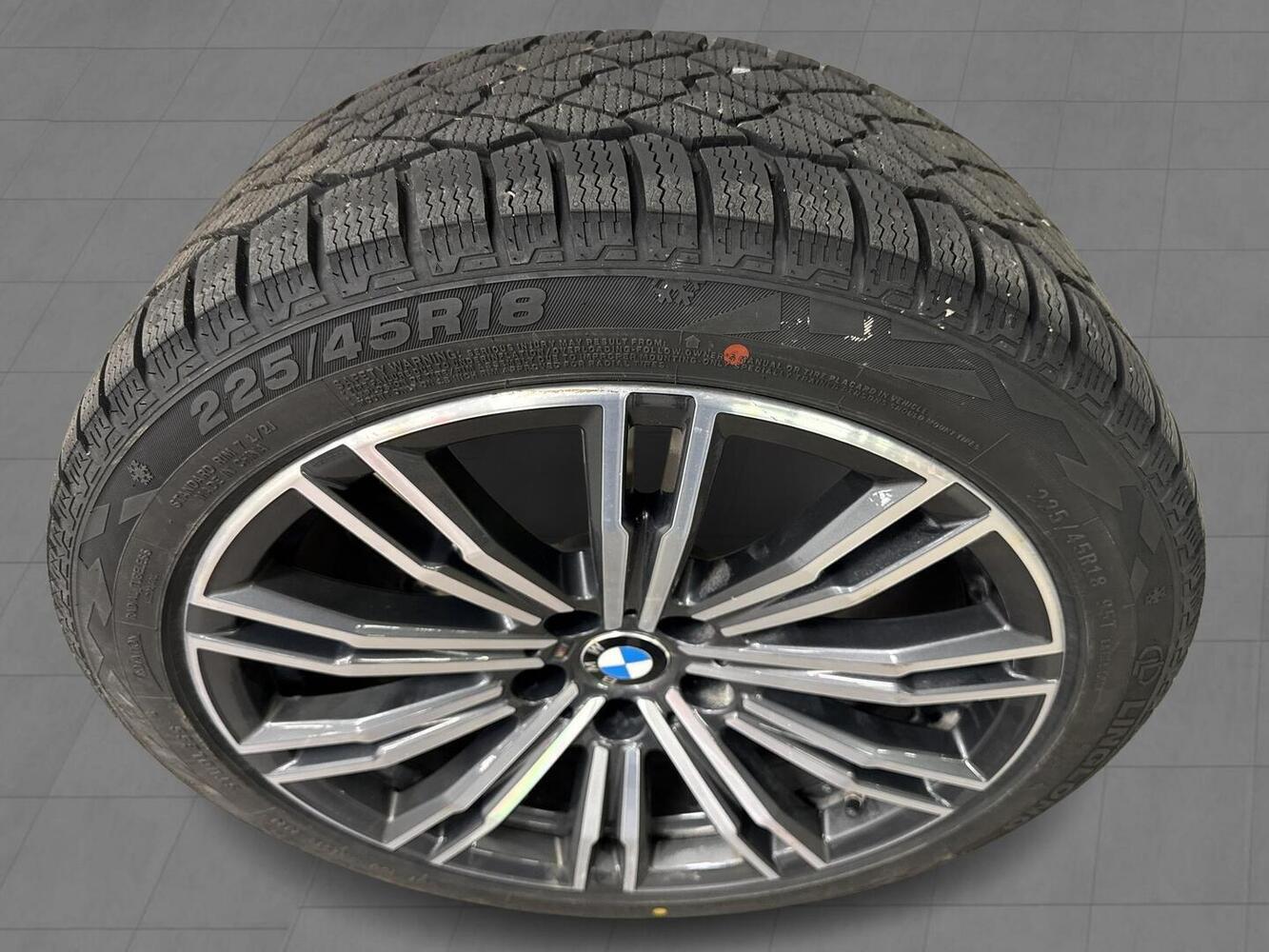BMW 330 vaihtoauto