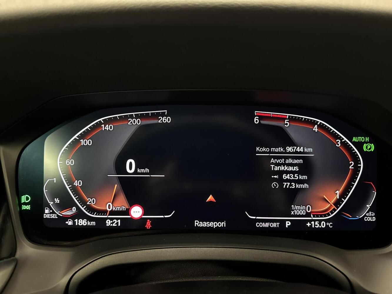 BMW 330 vaihtoauto