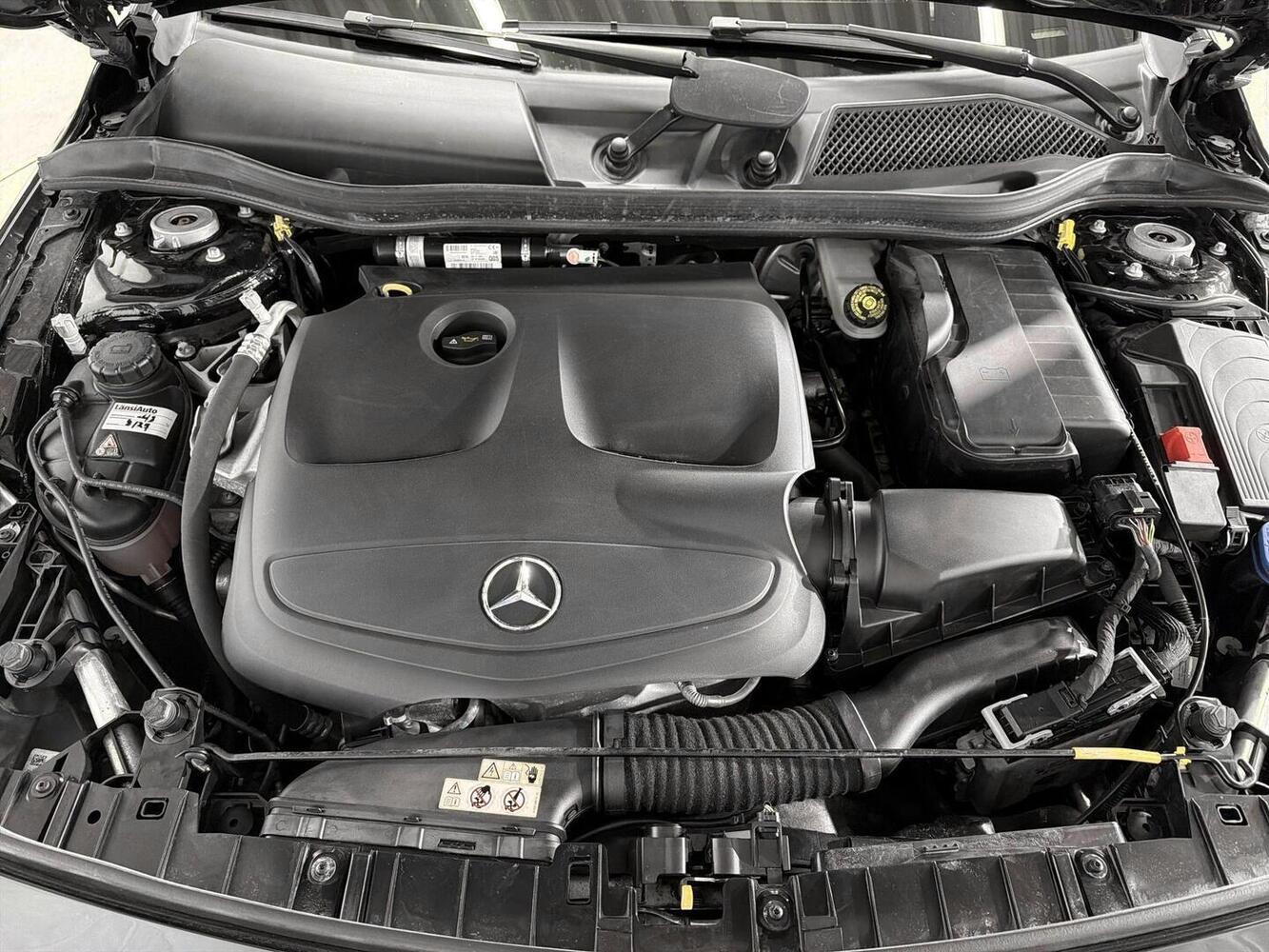 Mercedes-Benz GLA vaihtoauto