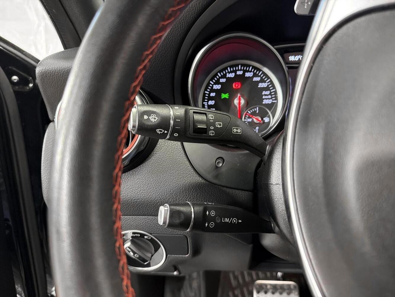 Mercedes-Benz GLA vaihtoauto