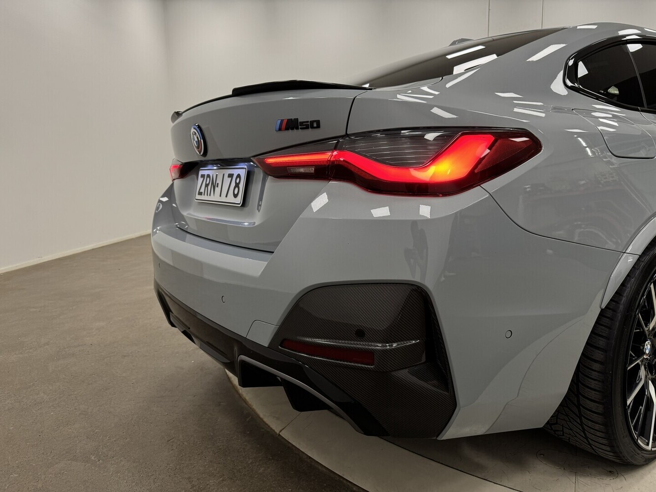 BMW i4 M50 vaihtoauto