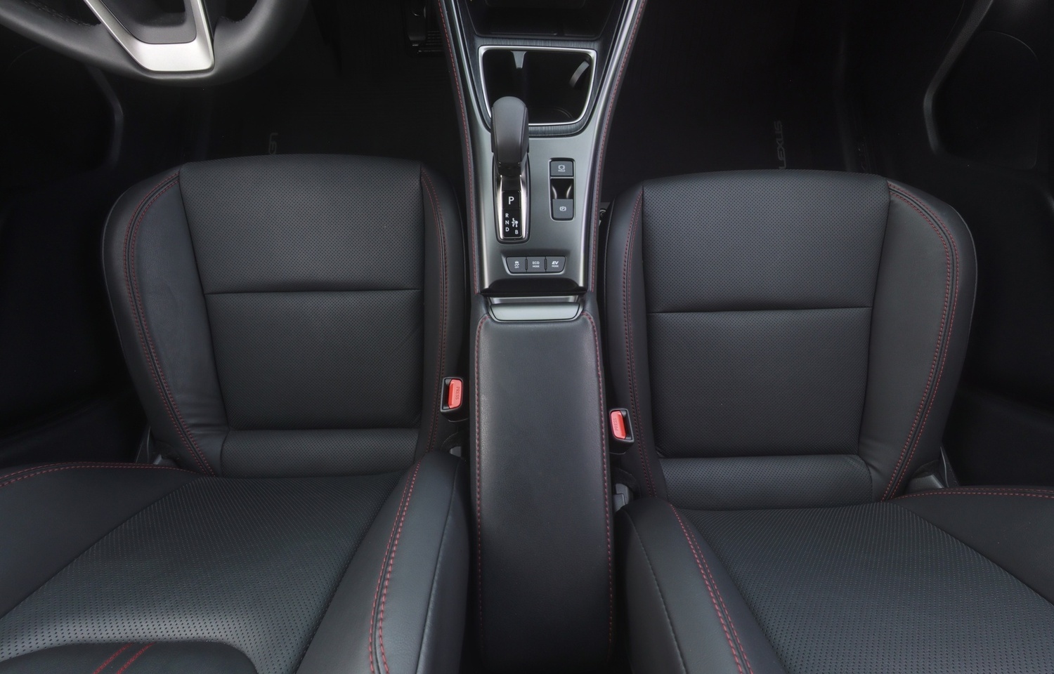 Lexus LBX vaihtoauto