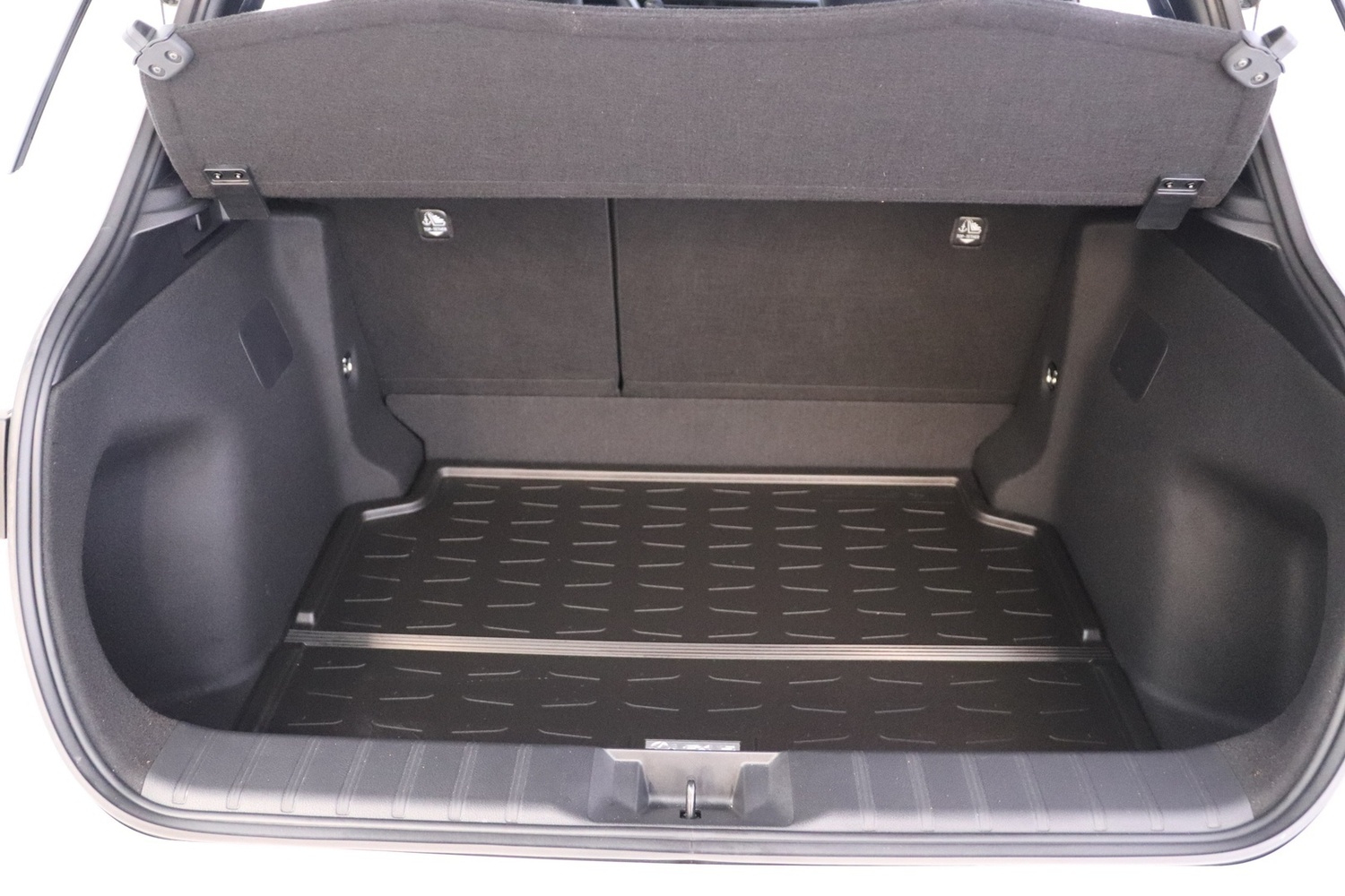 Lexus LBX vaihtoauto