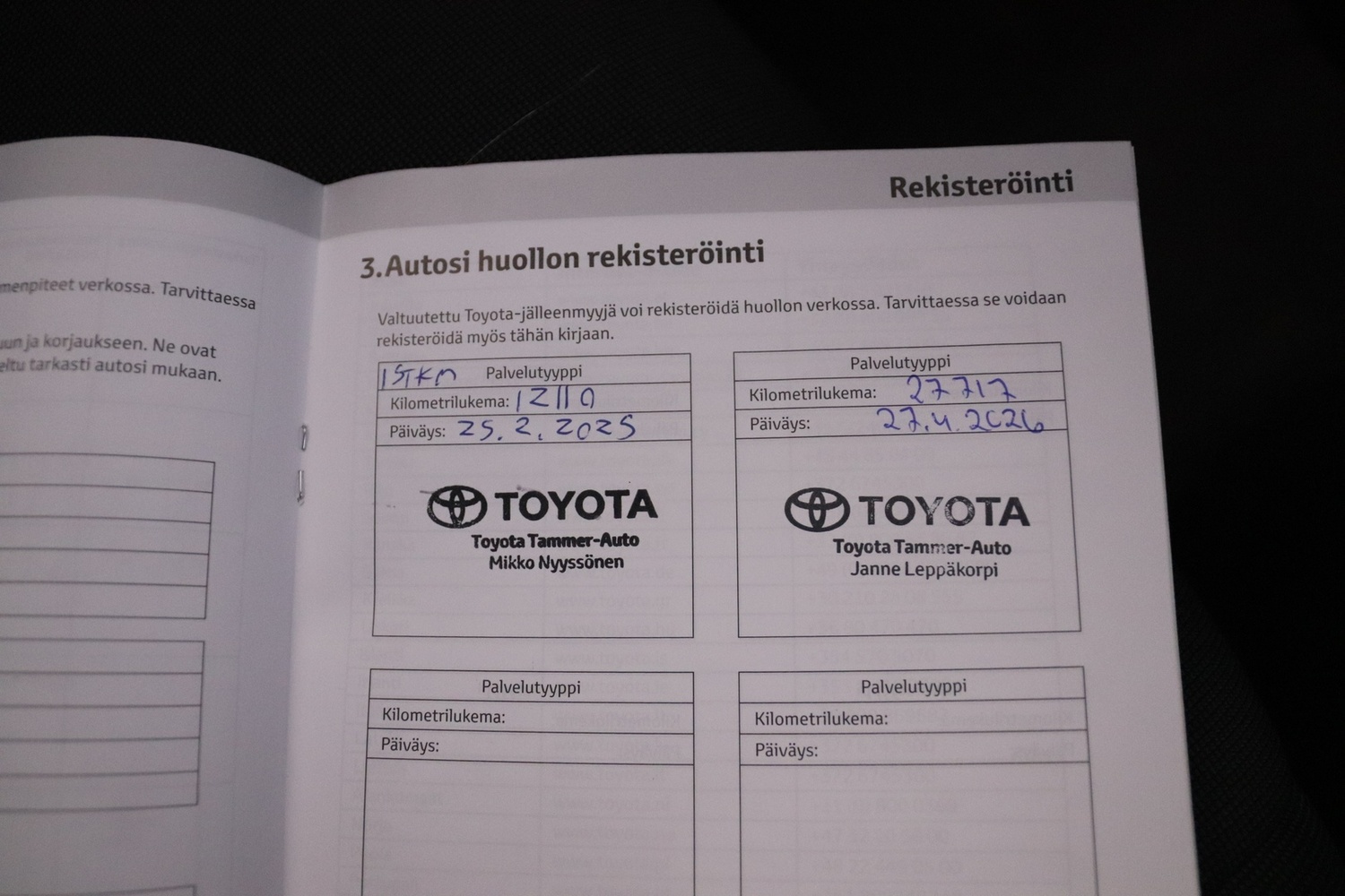 Toyota C-HR vaihtoauto