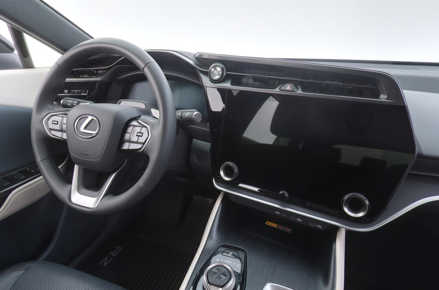 Lexus RZ vaihtoauto