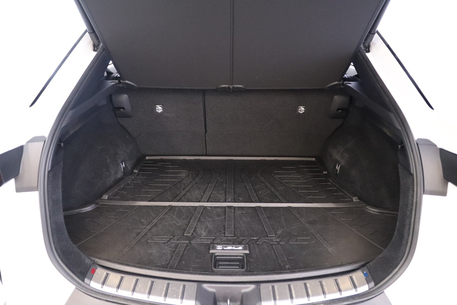 Lexus RZ vaihtoauto