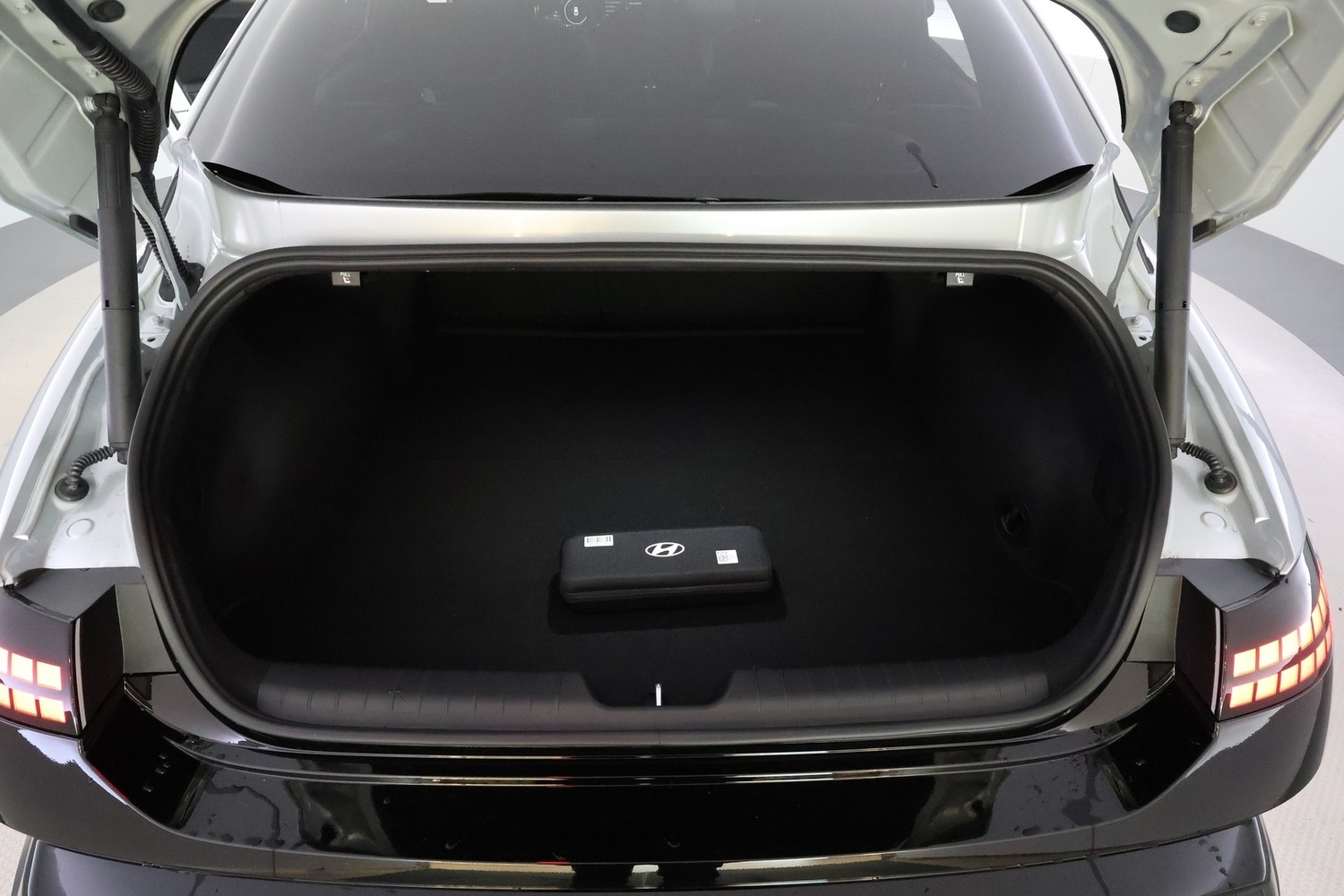 Hyundai IONIQ 6 vaihtoauto