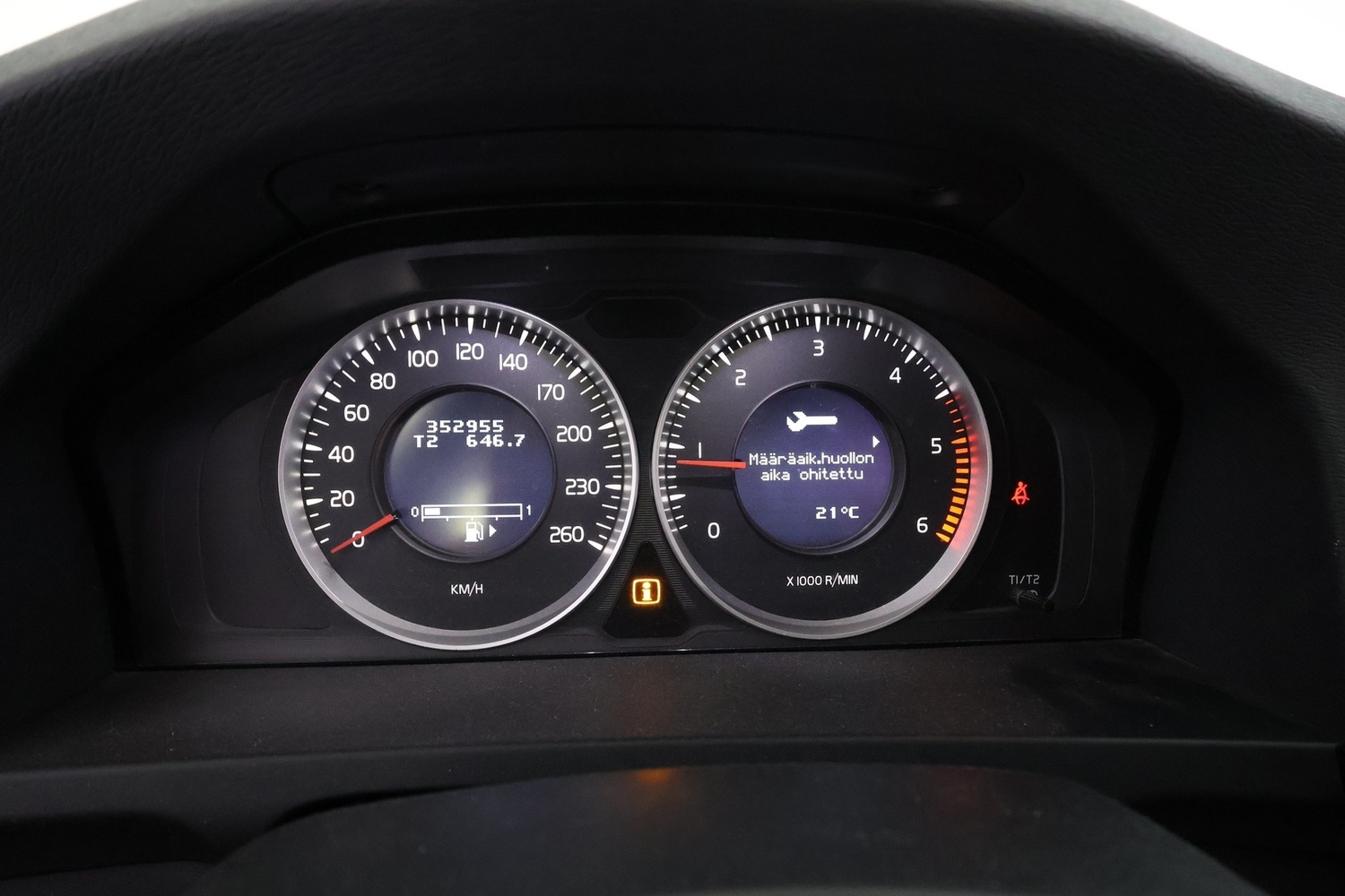 Volvo V60 vaihtoauto