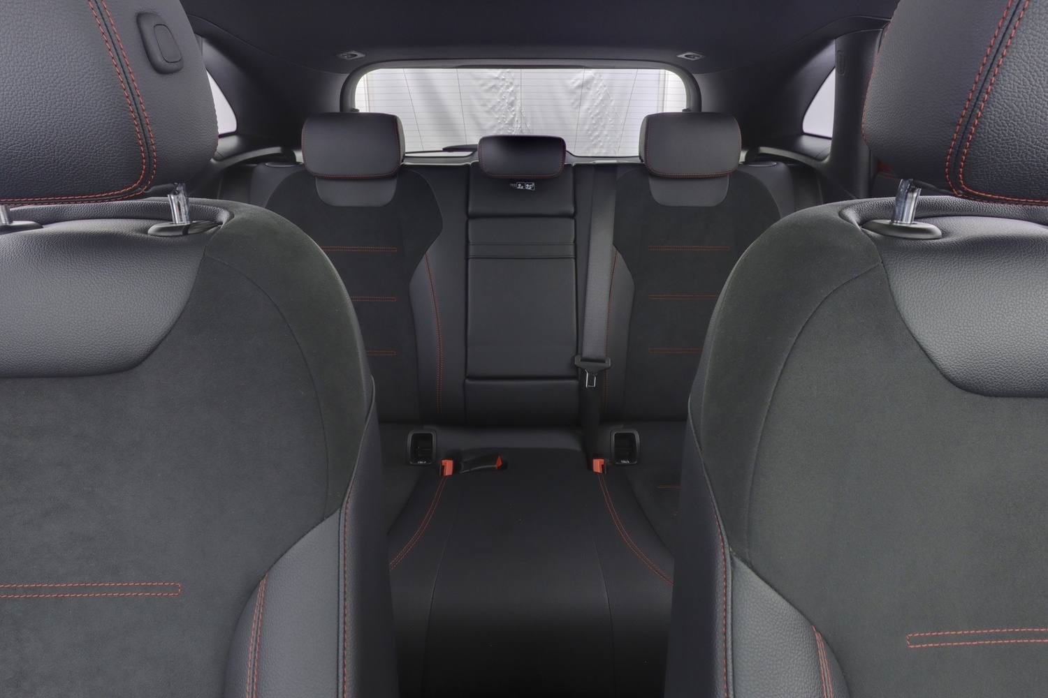 Mercedes-Benz EQA vaihtoauto
