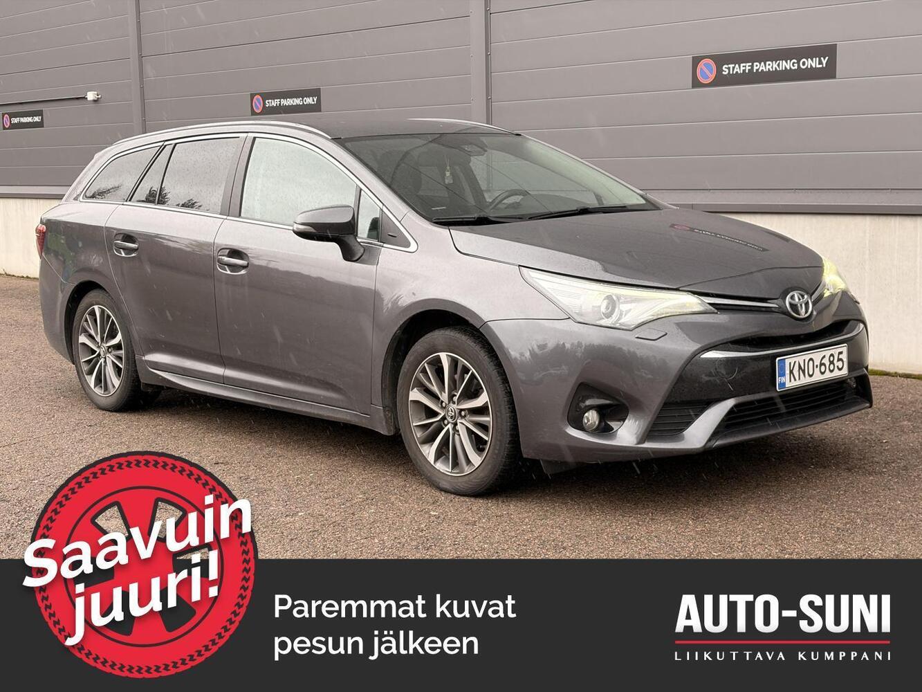 Toyota Avensis vaihtoauto