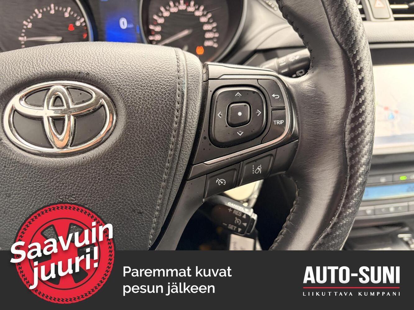 Toyota Avensis vaihtoauto