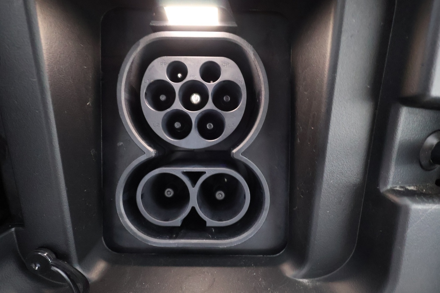 Hyundai INSTER vaihtoauto