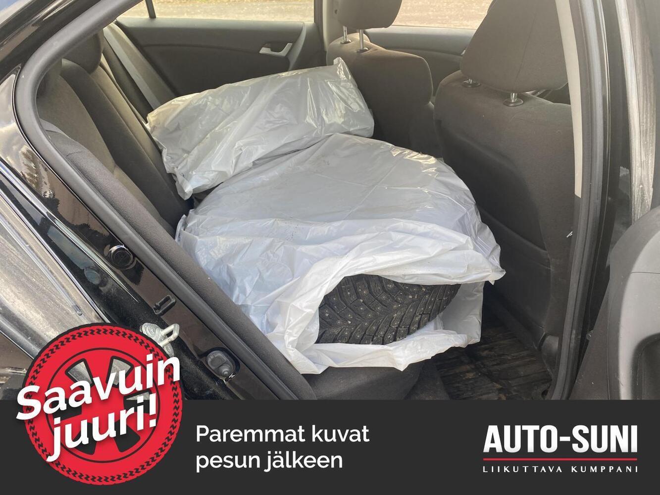 Honda Accord vaihtoauto