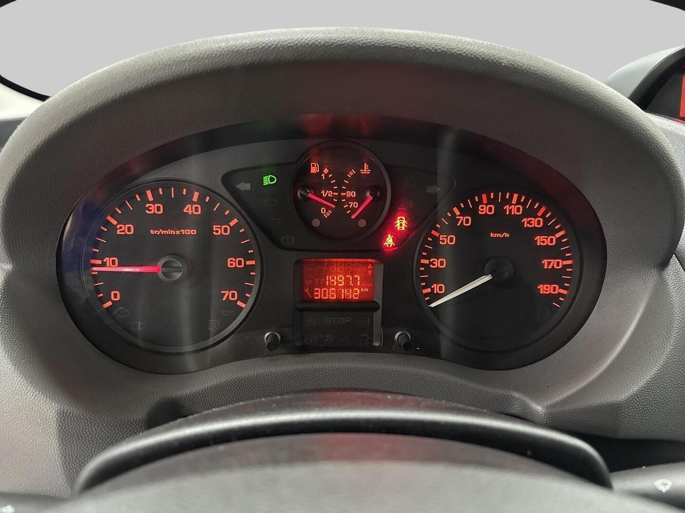 Peugeot Expert vaihtoauto