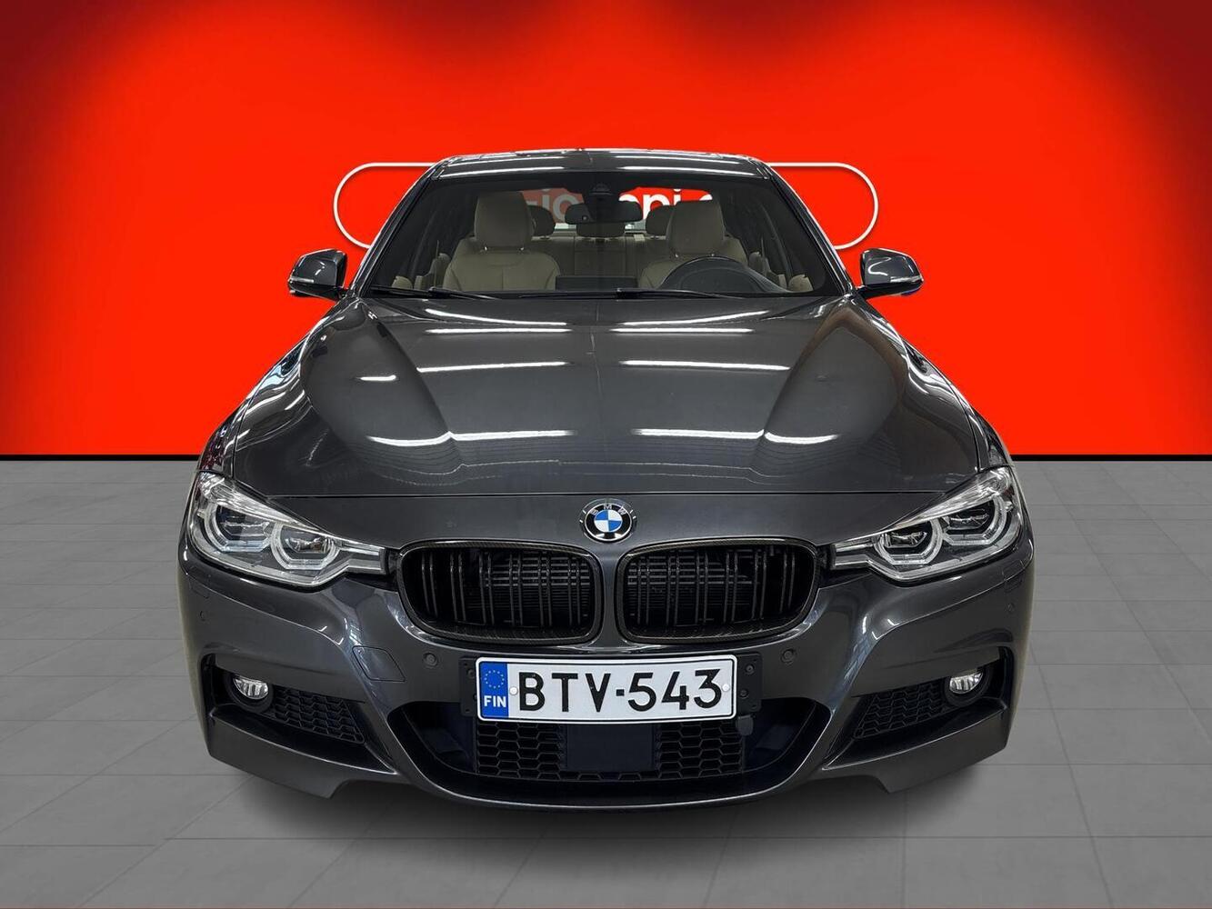 BMW 330 vaihtoauto