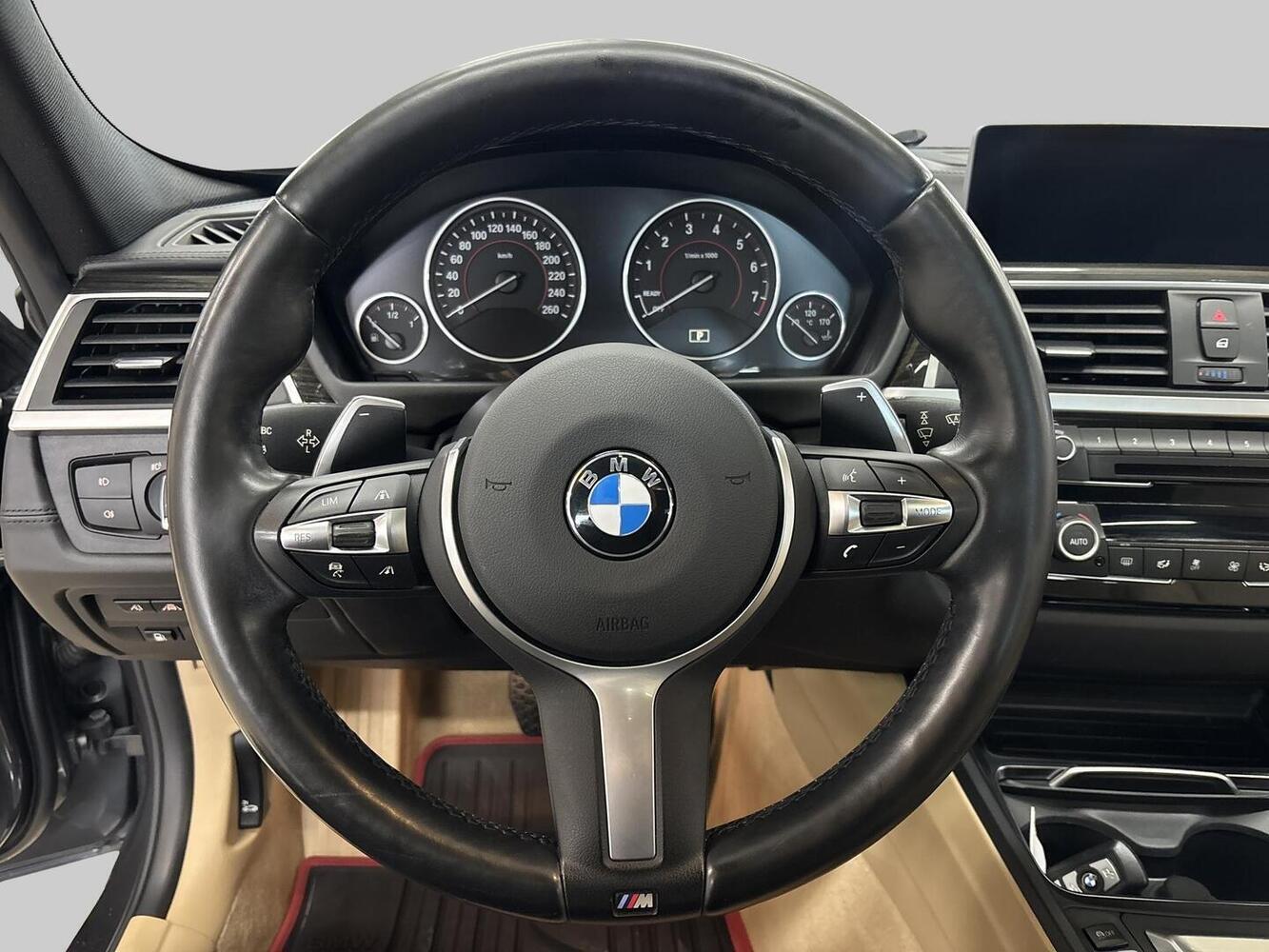 BMW 330 vaihtoauto