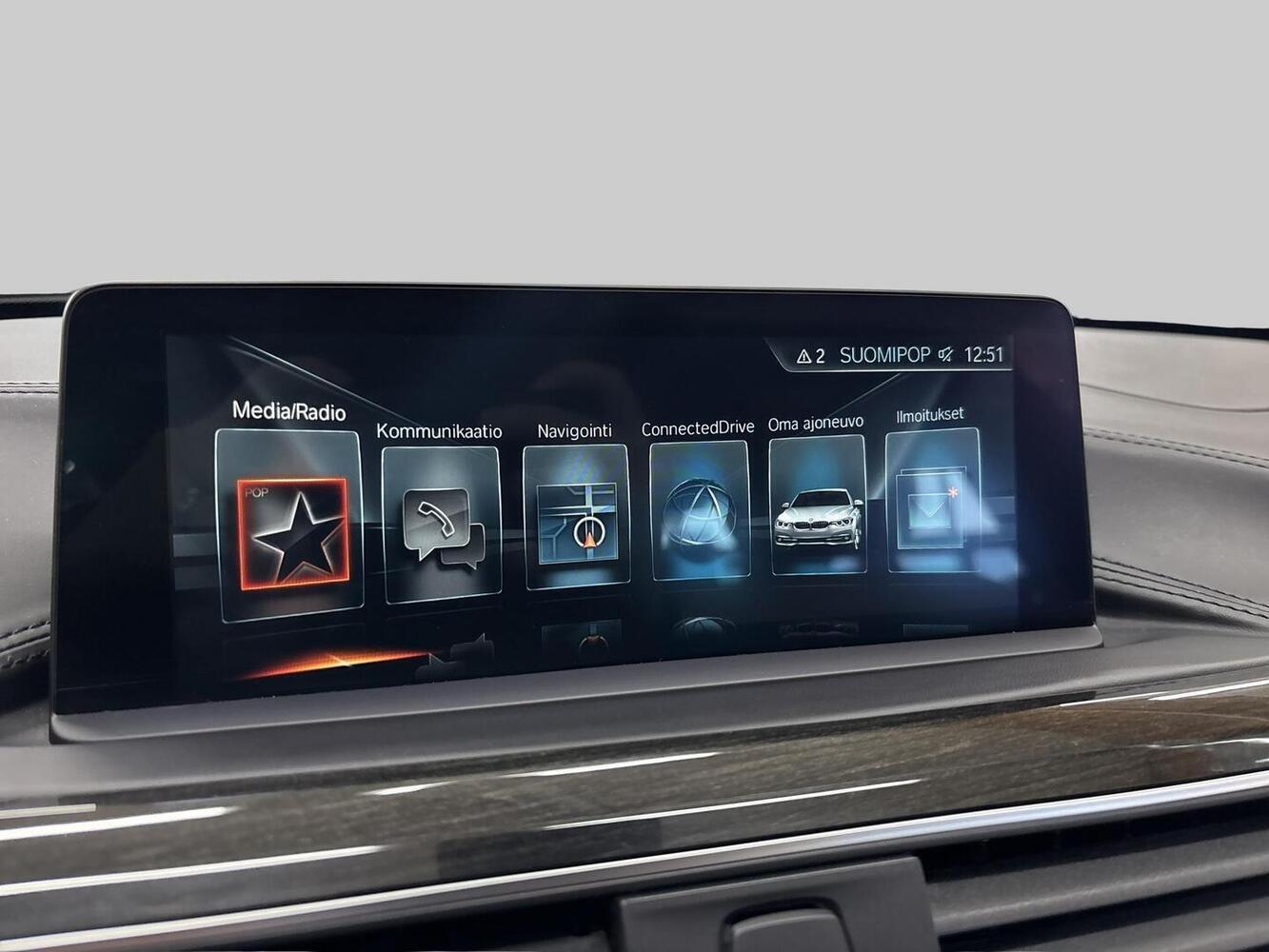 BMW 330 vaihtoauto