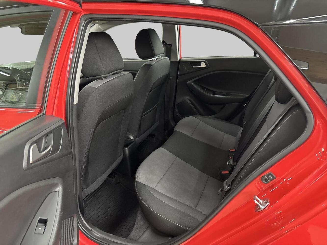 Hyundai i20 Hatchback vaihtoauto