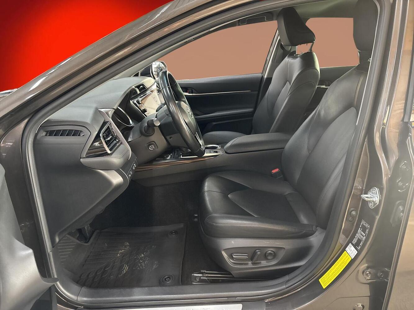 Toyota Camry vaihtoauto