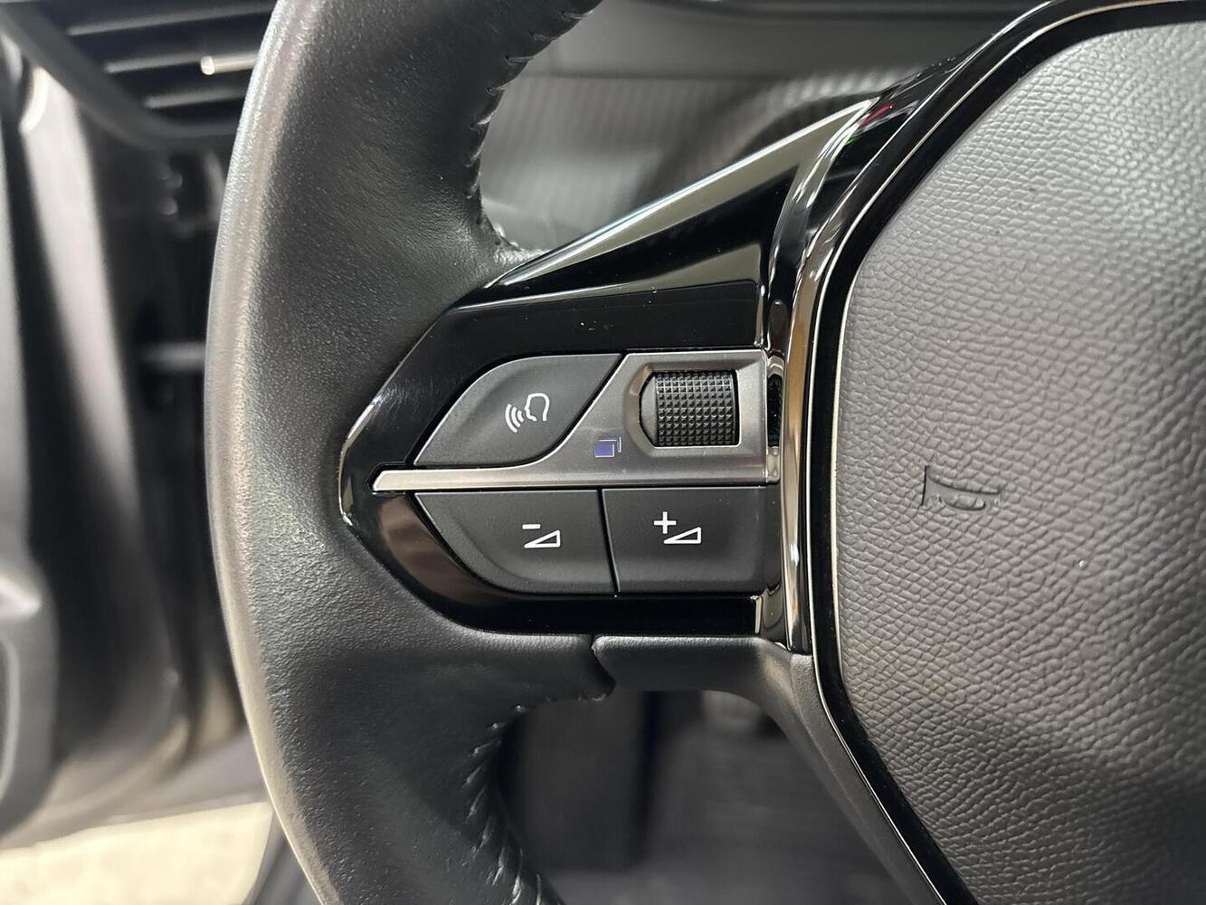 Peugeot 208 vaihtoauto