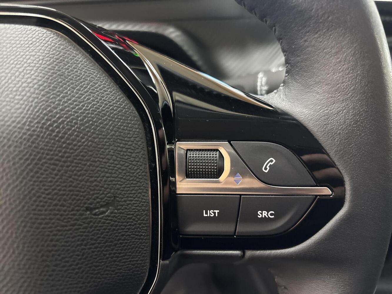Peugeot 208 vaihtoauto