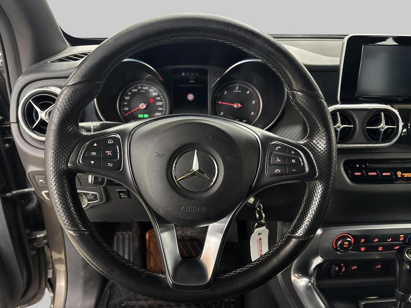 Mercedes-Benz X vaihtoauto