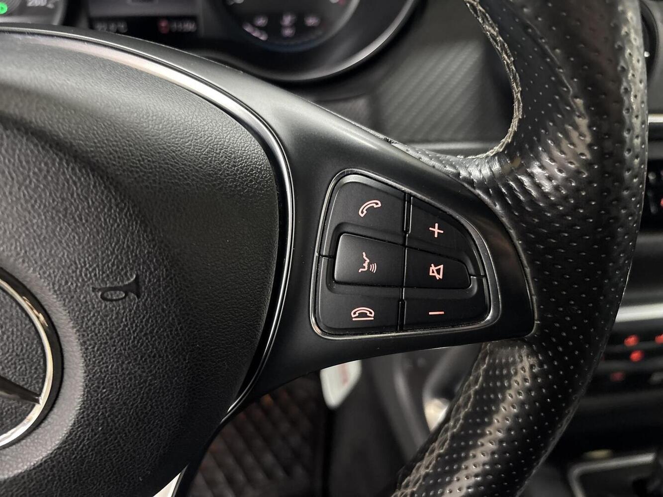 Mercedes-Benz X vaihtoauto