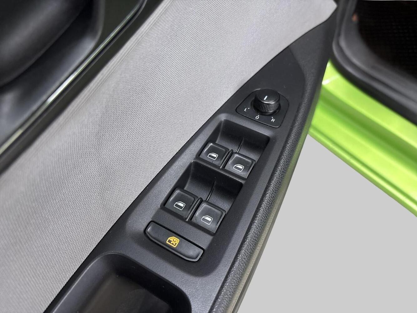 SEAT Leon vaihtoauto