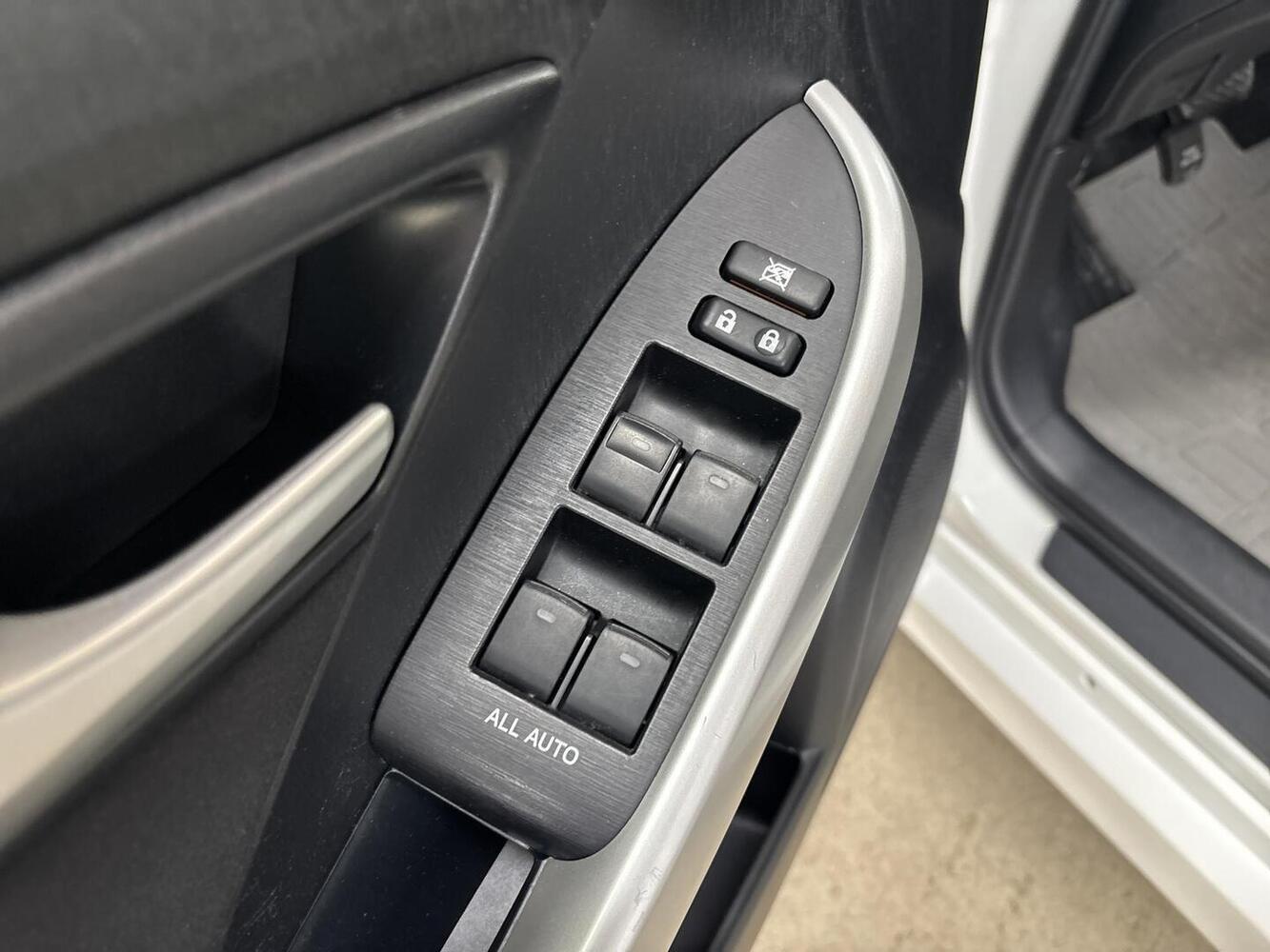 Toyota Prius PHEV vaihtoauto