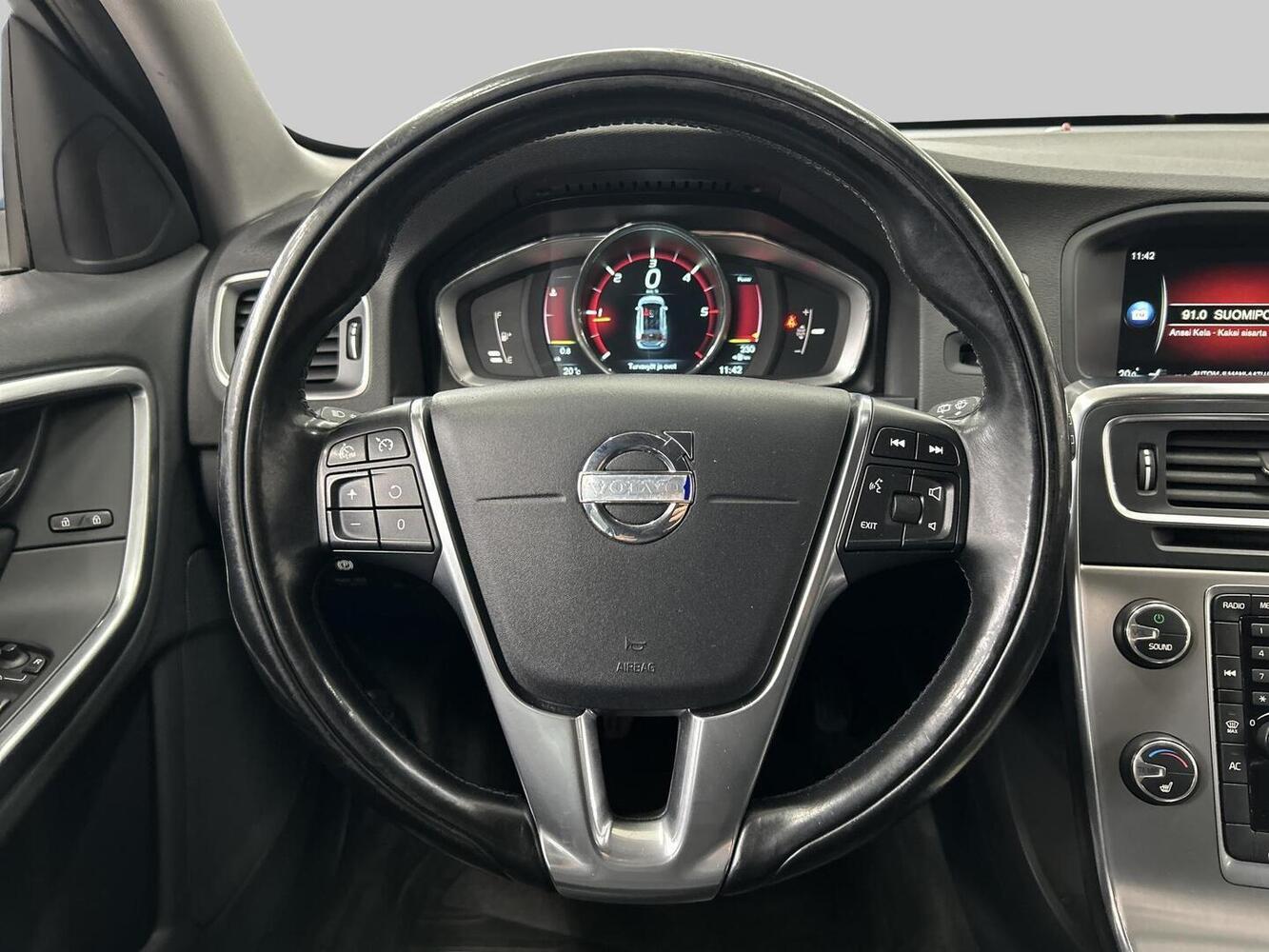 Volvo V60 vaihtoauto