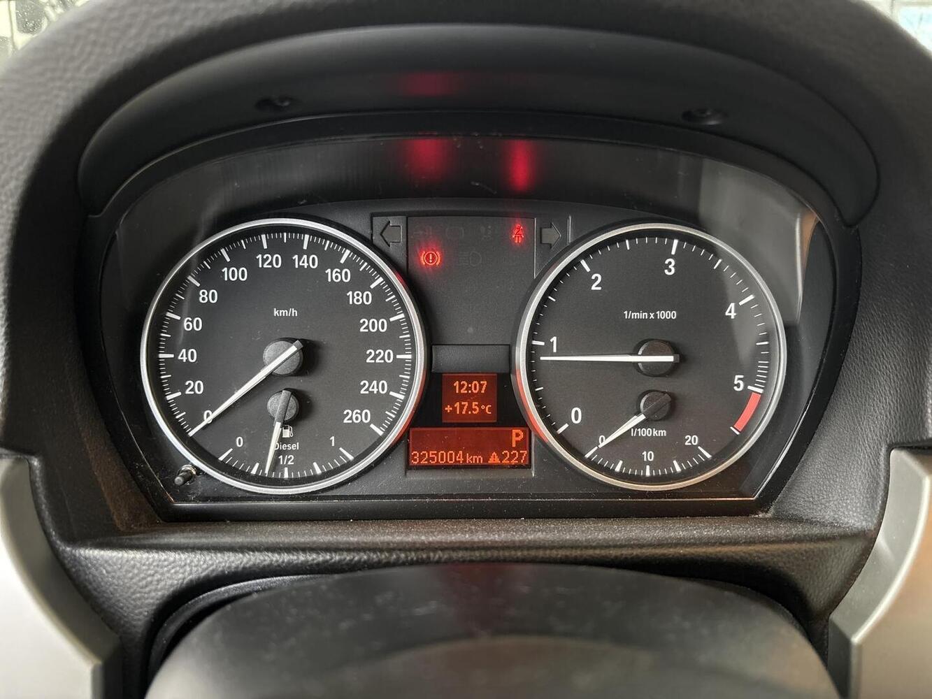 BMW 320 vaihtoauto