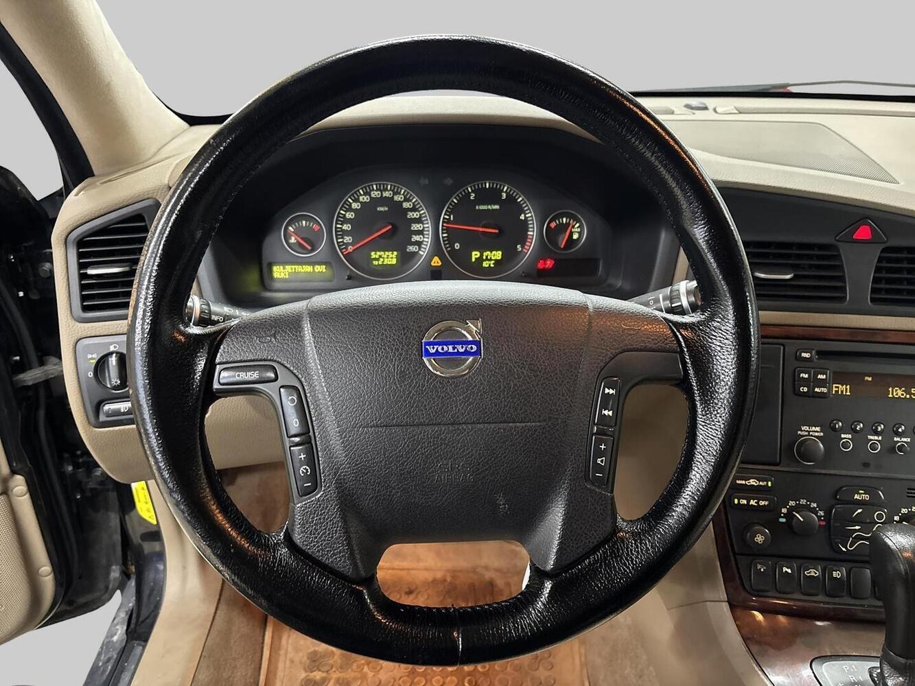 Volvo XC70 vaihtoauto