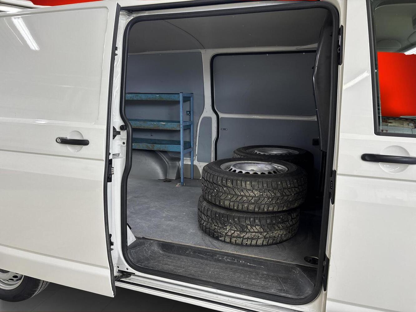 Volkswagen Transporter vaihtoauto