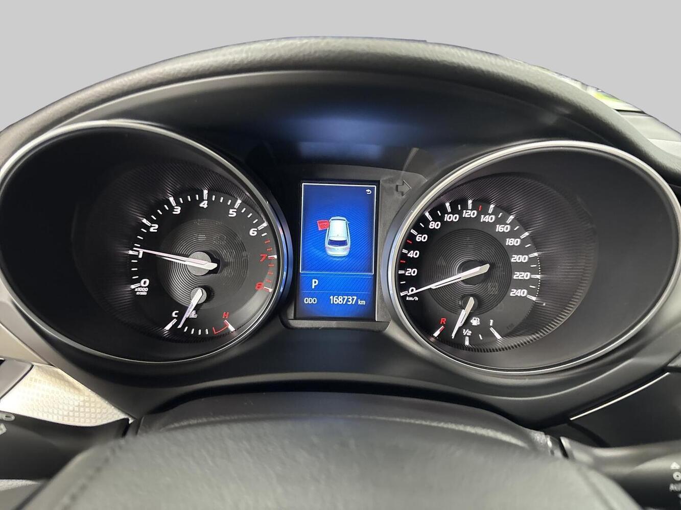 Toyota Avensis vaihtoauto