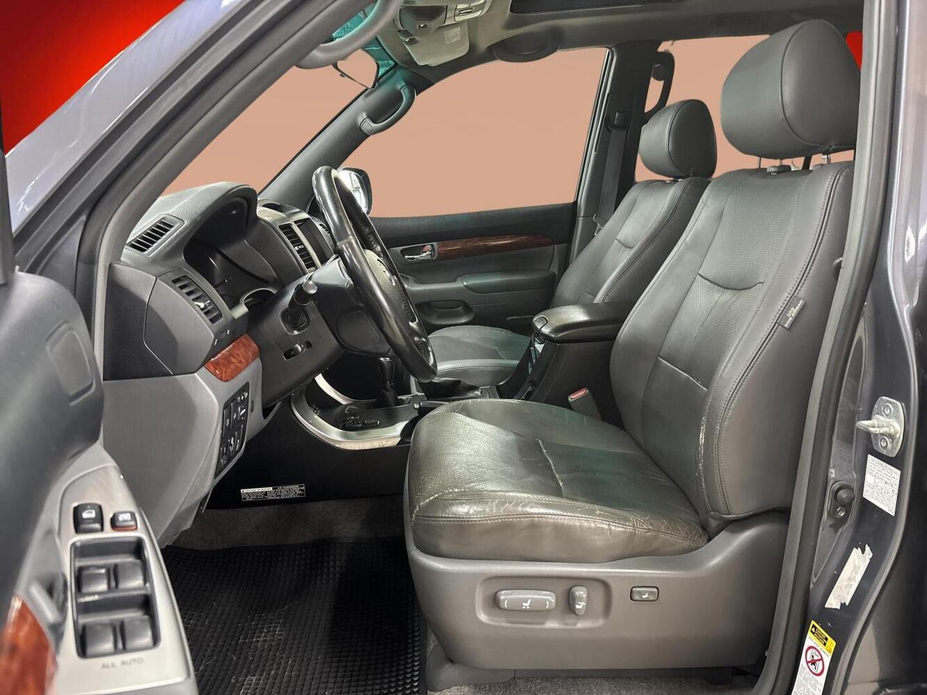 Toyota Land Cruiser vaihtoauto